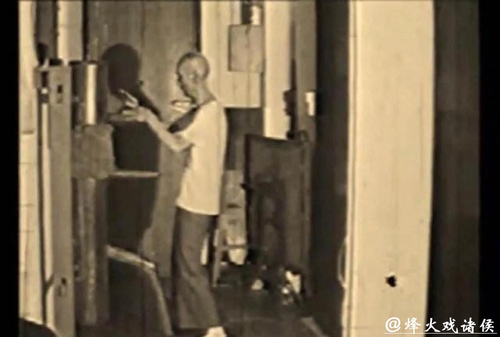 真实的叶问：身高1米6，爱抽大烟和逛妓院，也没有和日军打过擂台